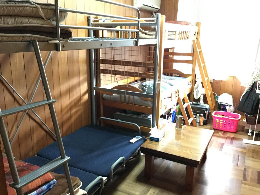 Hostel Yado Ari Itoman Pokoj fotografie